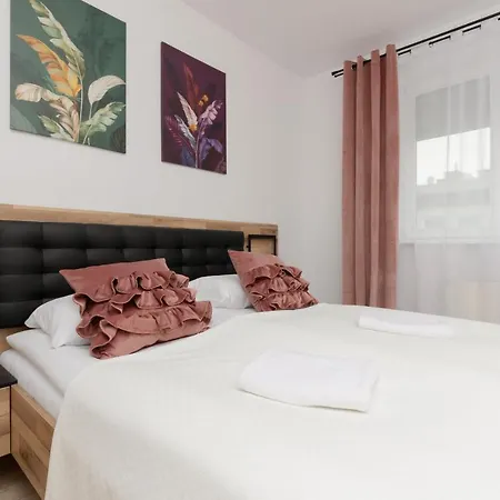 Metro Bemowo Two-Storey Apartment Pelczynskiego By Noclegi Renters Warszawa Zewnętrze zdjęcie