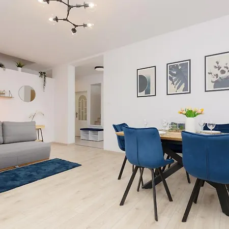 Metro Bemowo Two-Storey Apartment Pelczynskiego By Noclegi Renters Warszawa Zewnętrze zdjęcie